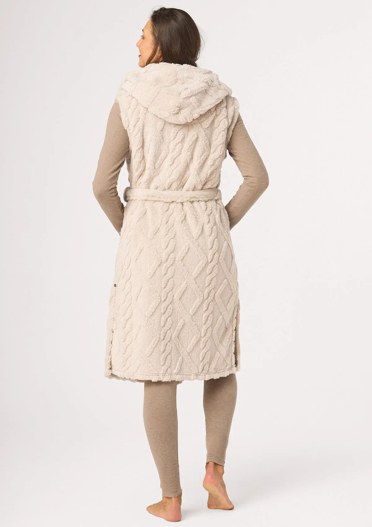 Beżowy