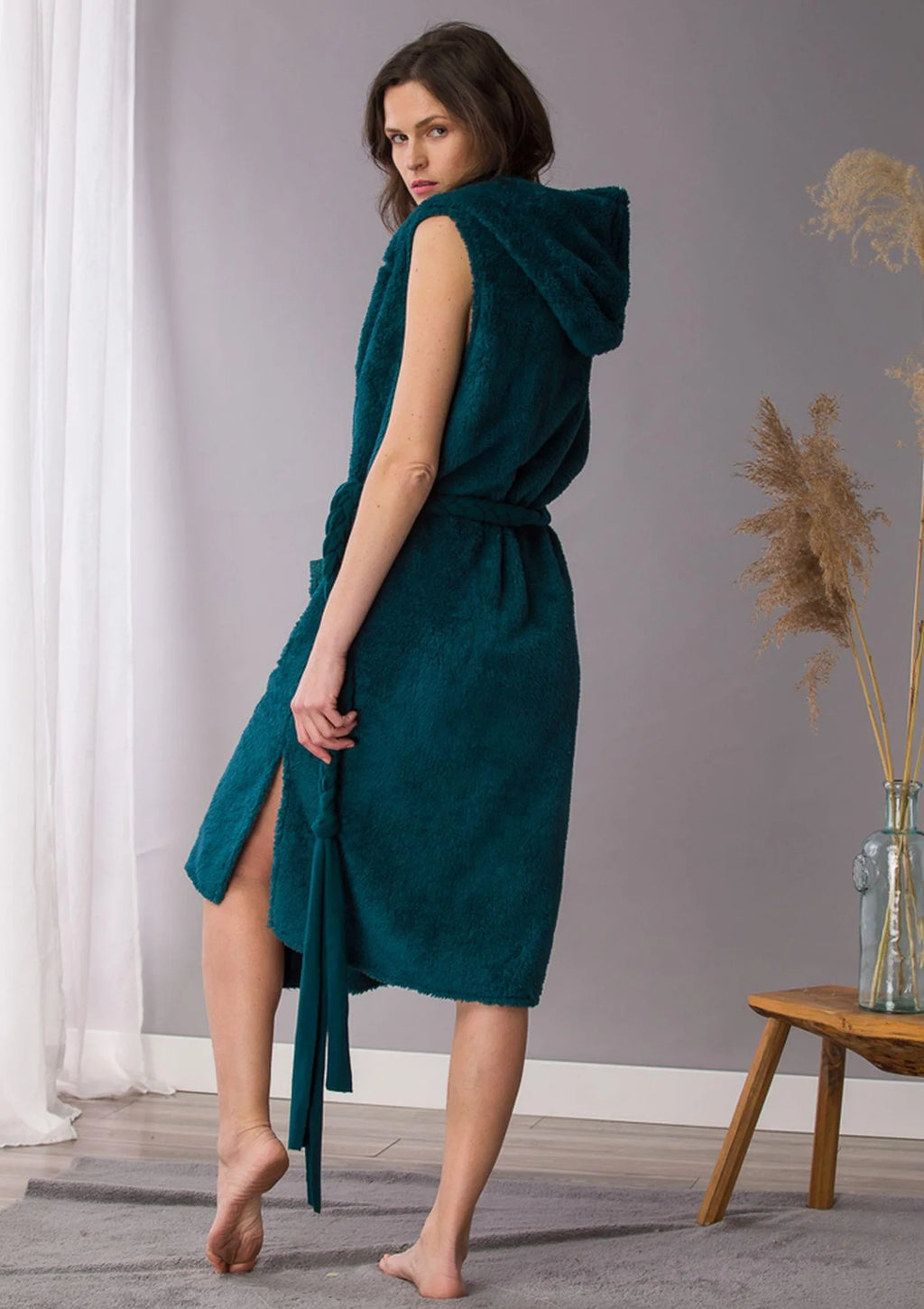 Długa puszysta kamizelka damska Homewear LHW 570