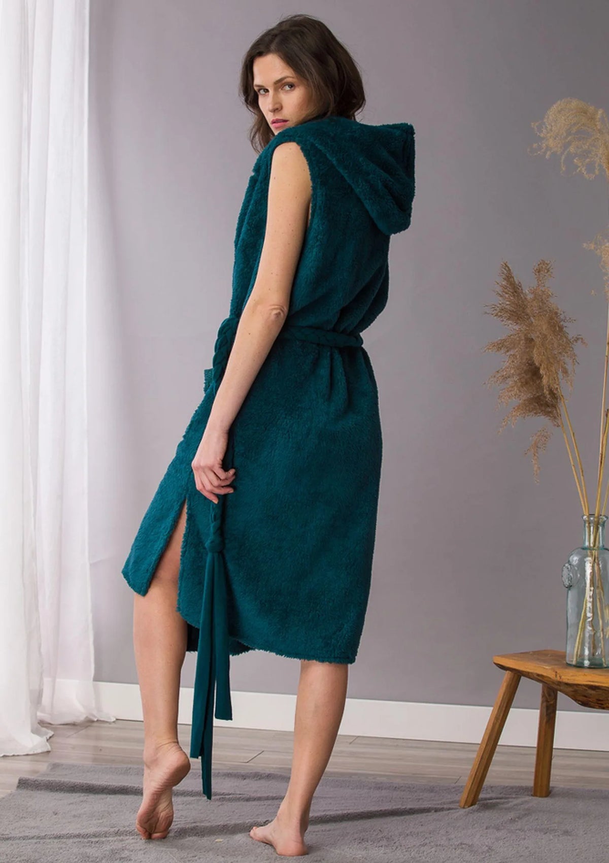 Długa puszysta kamizelka damska Homewear LHW 570