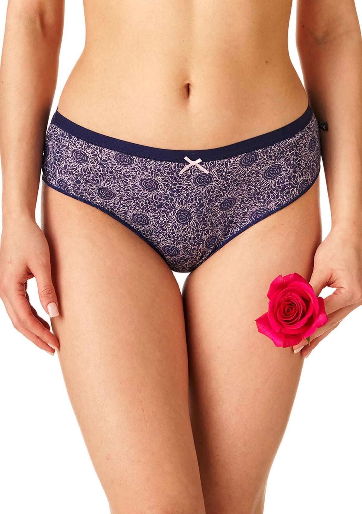 Figi damskie (2 pack) w kwiaty z koronką na pośladkach LPC 755