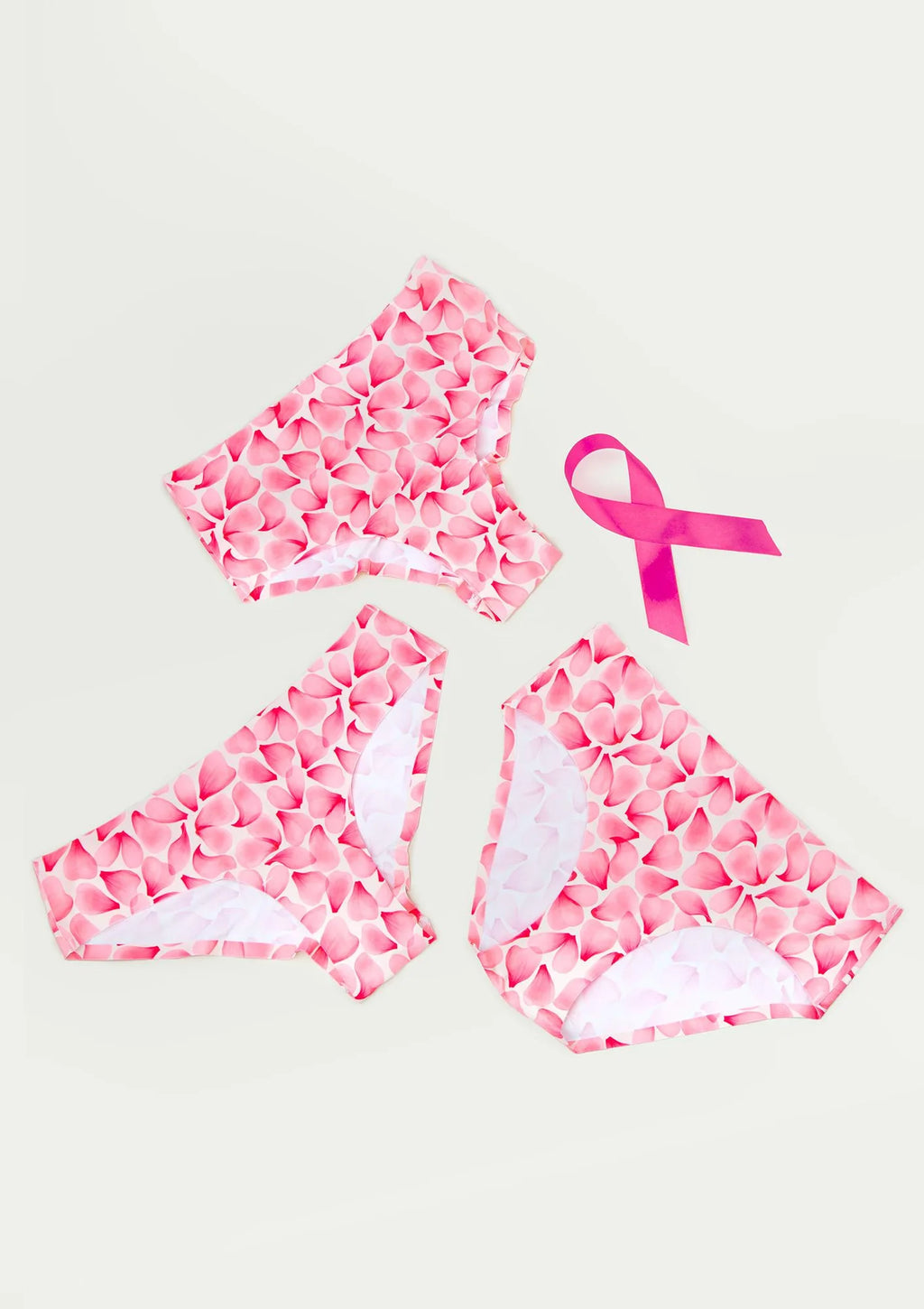 Figi damskie klasyczne bezszwowe z wzorem płatków róż Rose Flakes Julimex