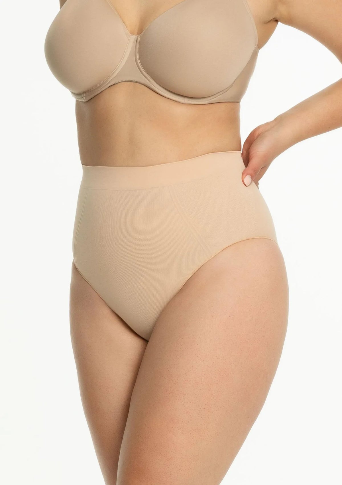 Figi damskie modelujące bezszwowe z wysokim stanem 471 Seamless Maxi Panty Julimex
