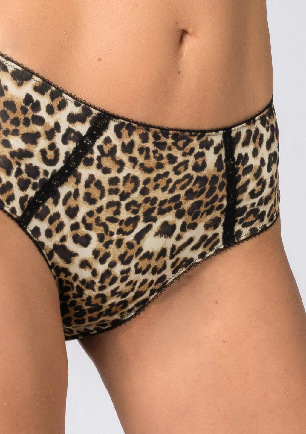 Figi damskie typu culotte w panterkę Amelie 7919 Sielei