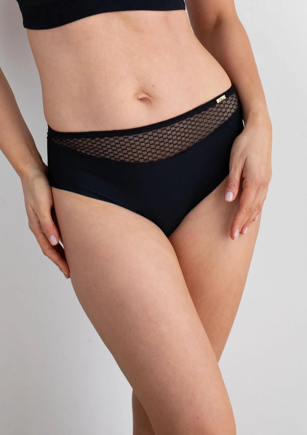 Figi damskie w sportowym stylu z mikrofibry 3491 Prime Active Kleo