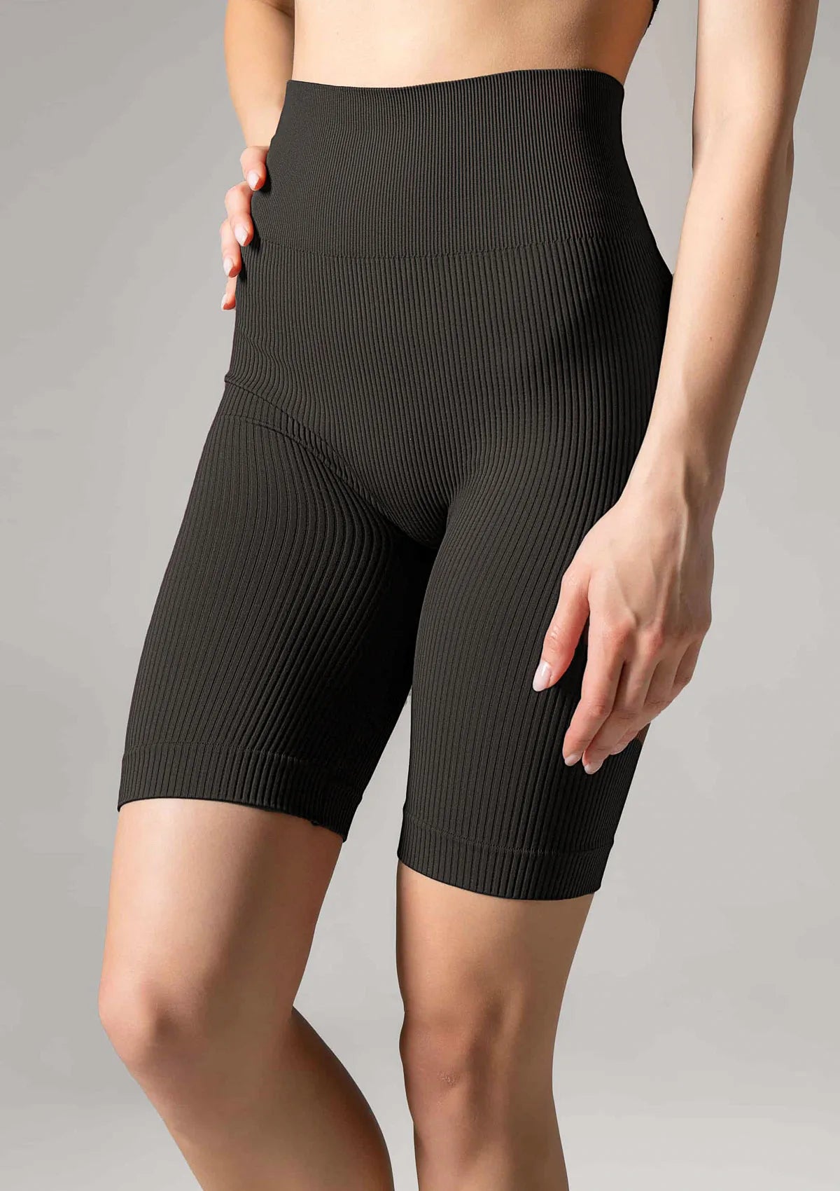 Kolarki damskie prążkowane bezszwowe L1947 Legs