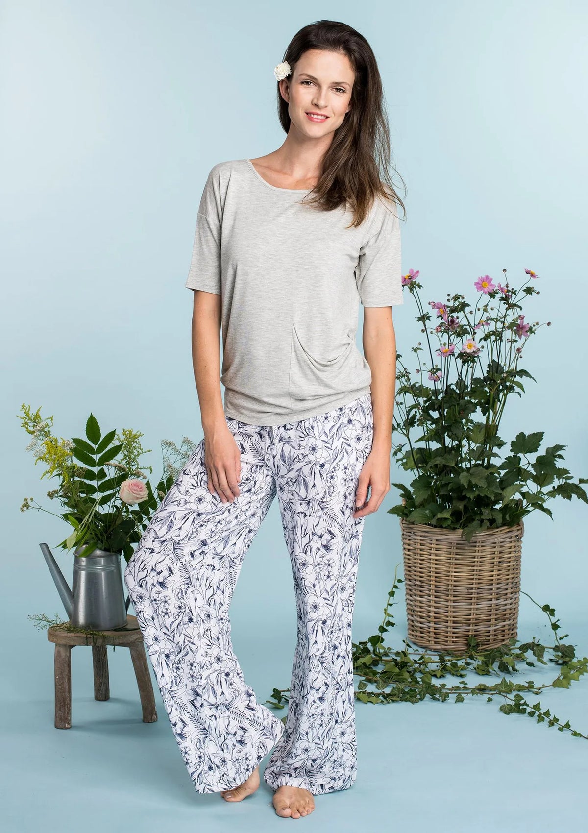 Komplet damski Homewear z szerokimi spodniami LHS 913