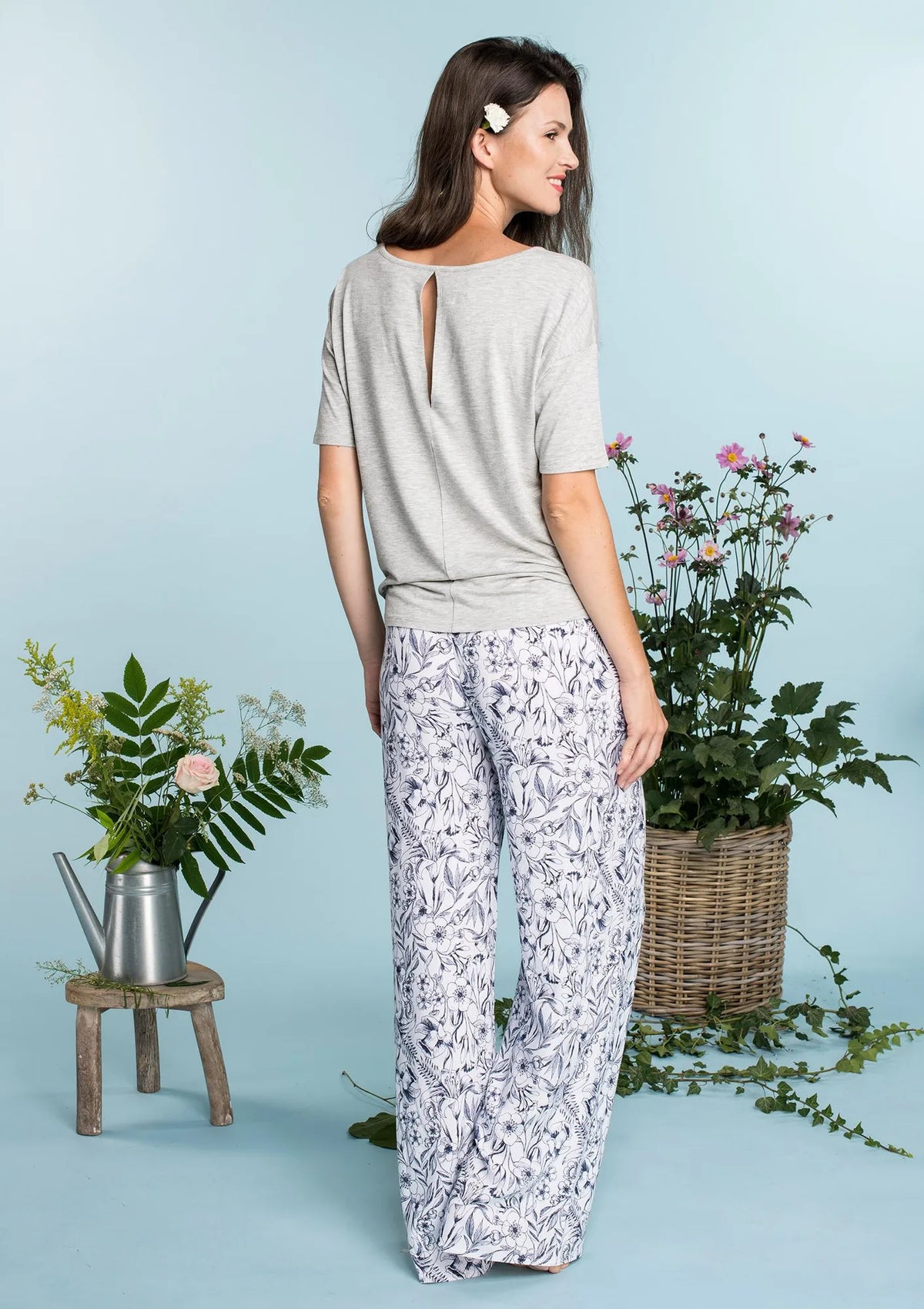 Komplet damski Homewear z szerokimi spodniami LHS 913