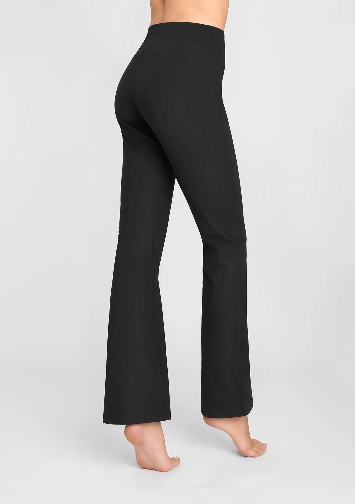 Legginsy damskie czarne z efektownym rozcięciem 853 Flared Marilyn