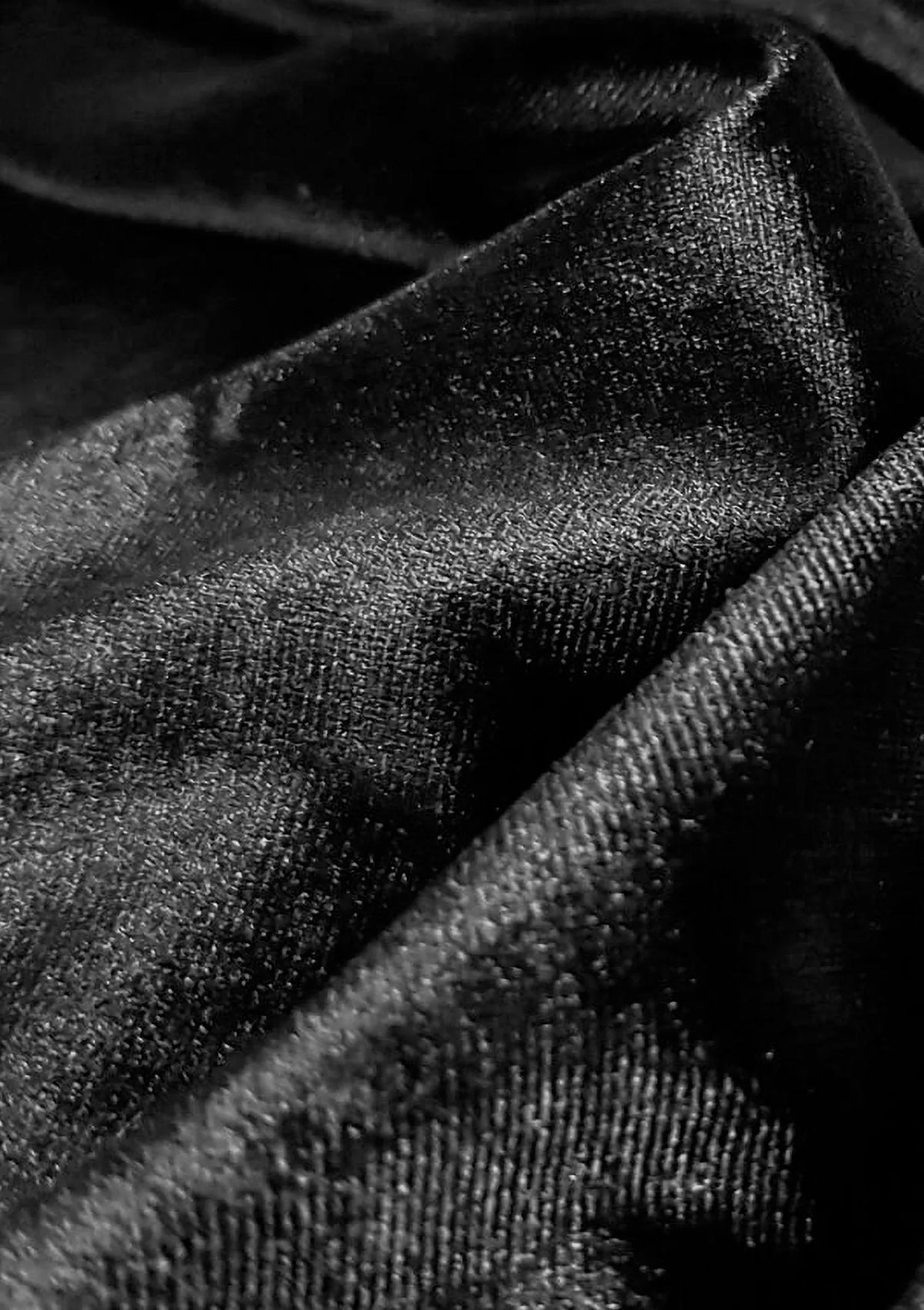 Majtki damskie brazyliany o aksamitnym wykończeniu czarne Velvet Pierre Cardin