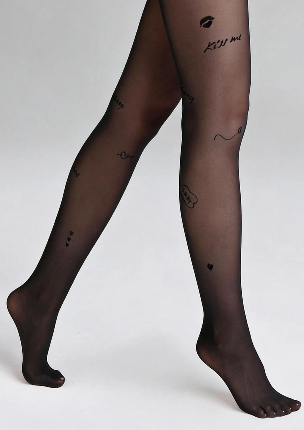 Black/black