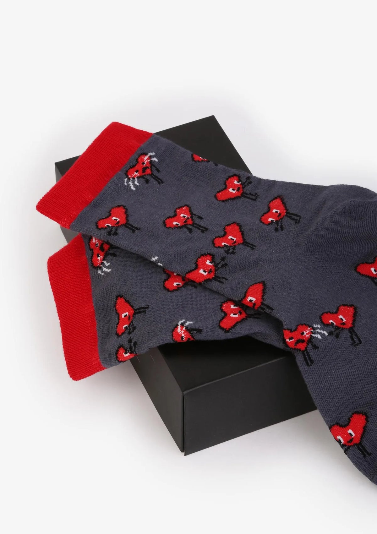 Skarpetki damskie bawełniane w roztańczone serduszka Valentine Hearts Marilyn