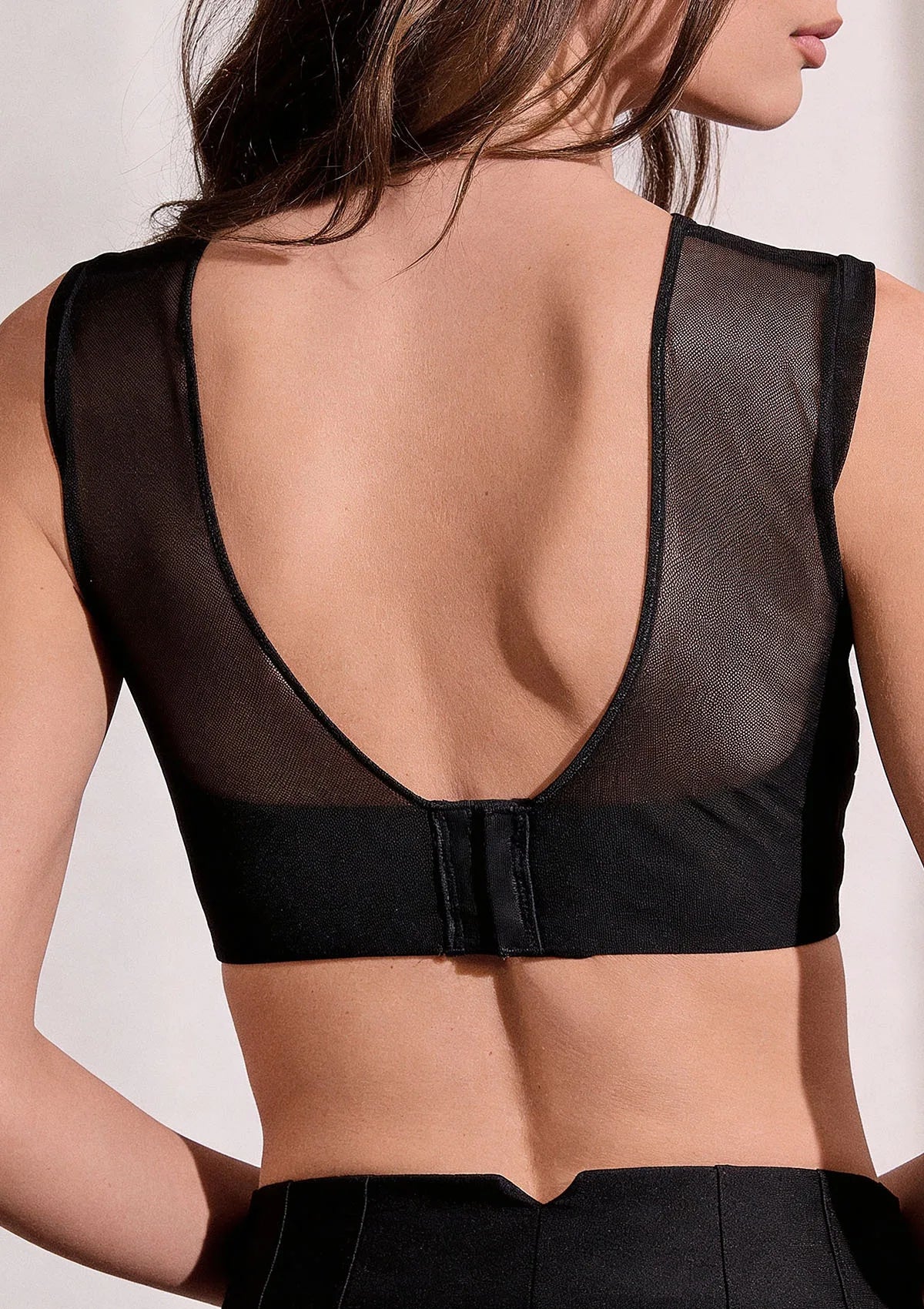 Top krótki tiulowy z biustonoszem bandeau 4179 Lormar